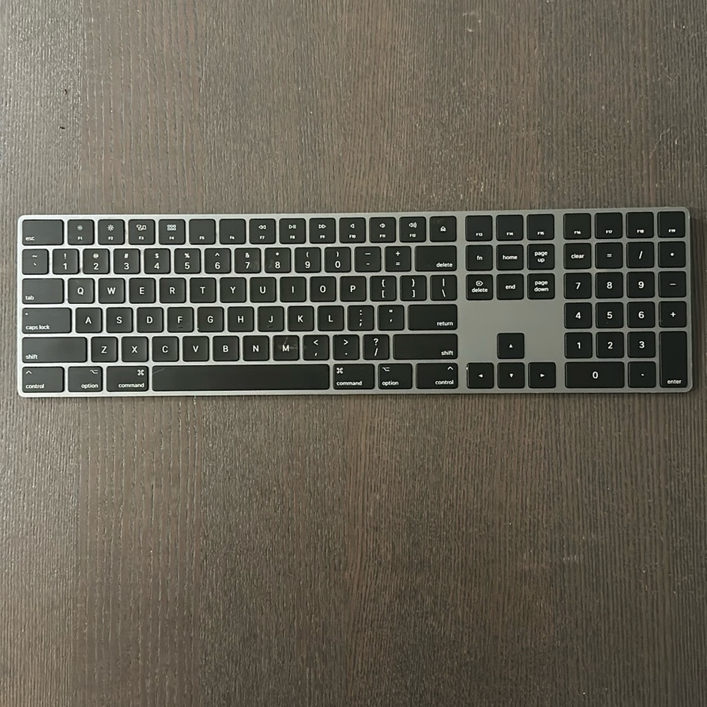 Magic Keyboard 1st gen Space Grey